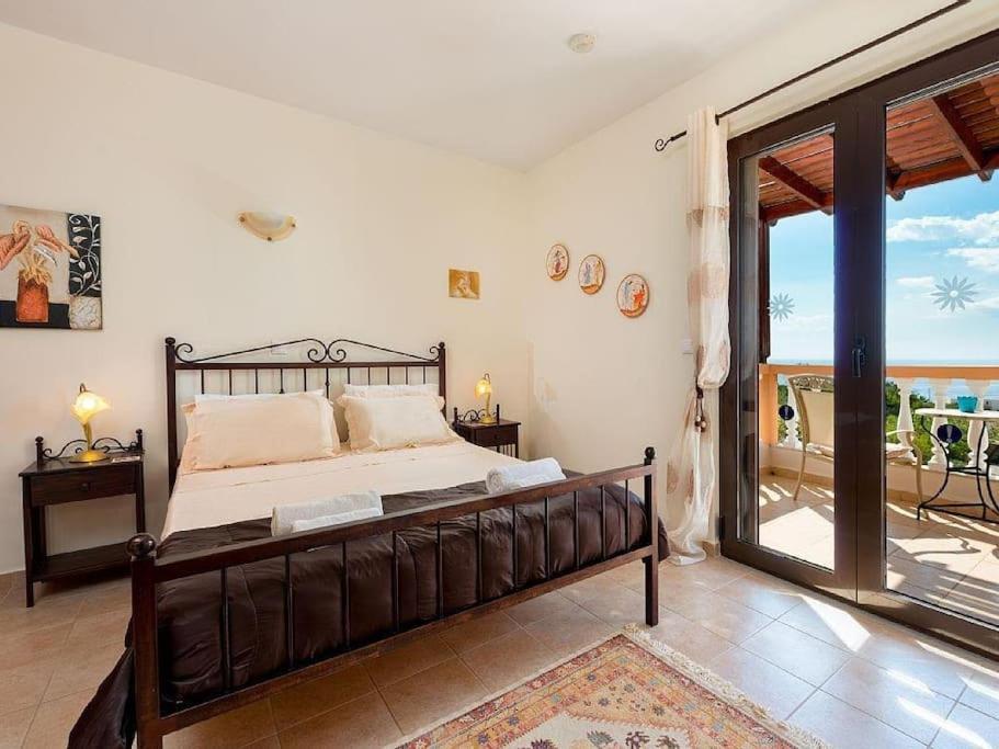 Villa Pefki Bagian luar foto